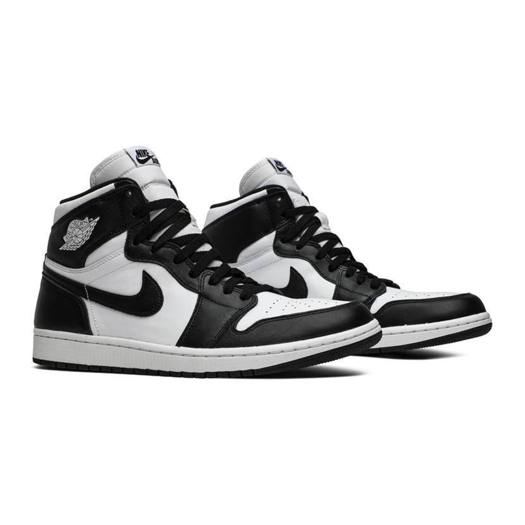 Nike Air Jordan 1 Retro High Black and White